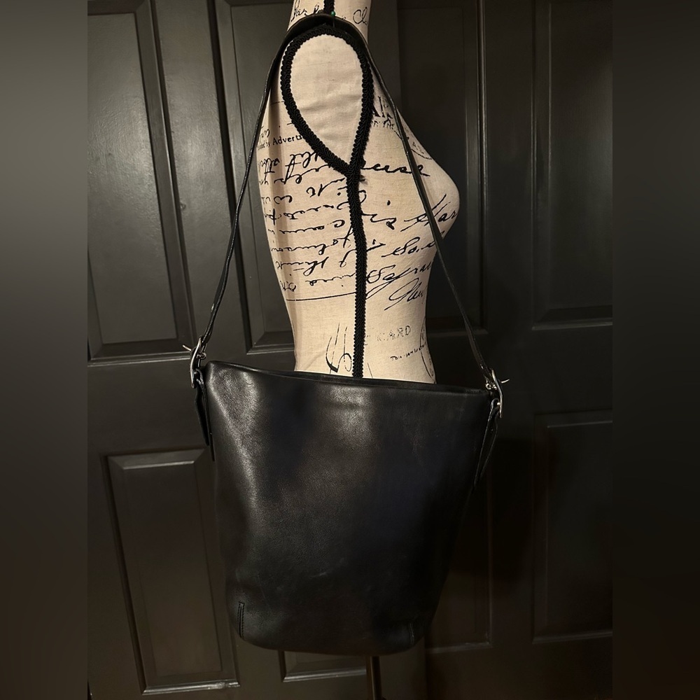 Coach Legacy Soho Bucket # 9186 - Picture 4 of 15